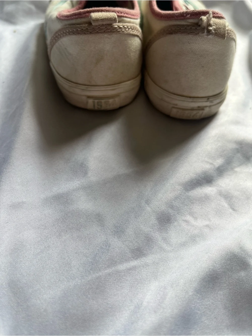 Old Navy Girls Canvas Shoes 9